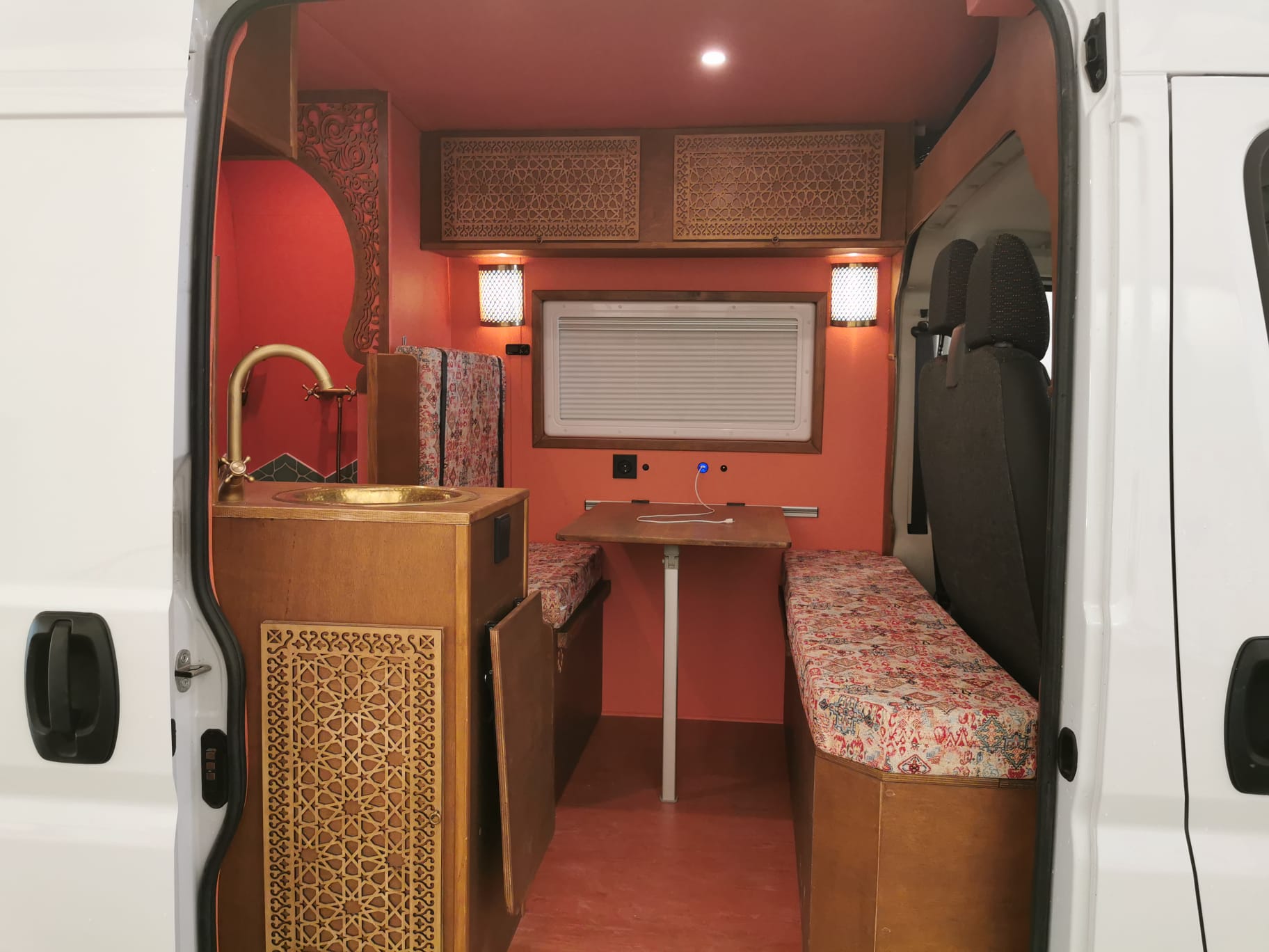 big_cdd4f9bb-8715-47bf-94d3-c24f0ecc421a big_cdd4f9bb-8715-47bf-94d3-c24f0ecc421a